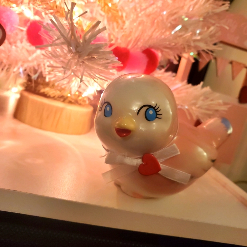 Spritz Target Pink Valentine's Day Love Bird 3" NEW